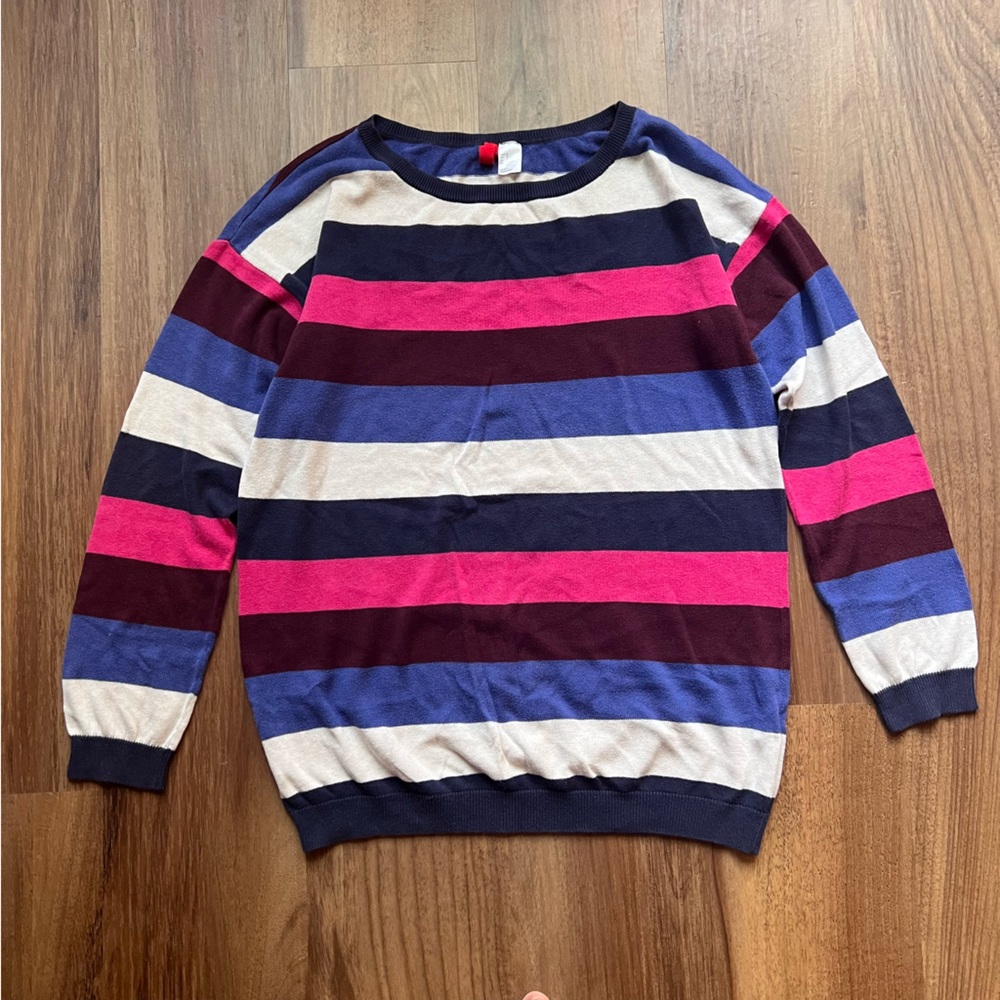 Striped Sweater / Long Sleeve Top